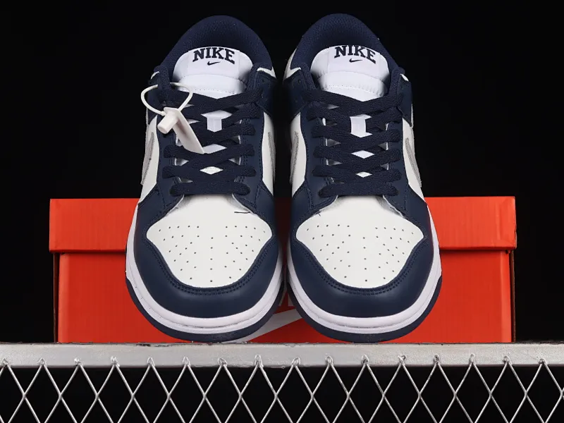 All categories Nk SB Dunk Series Nk SB Dunk Low low-top sneakers Cost-effective version Nk Dunk Low "Midnight Navy" blue and white SB low-top sports and leisure sneakers FO9749-400